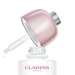 CLARINS Bright Plus Advanced Brightening Dark Spot-Targeting Serum - Image 4